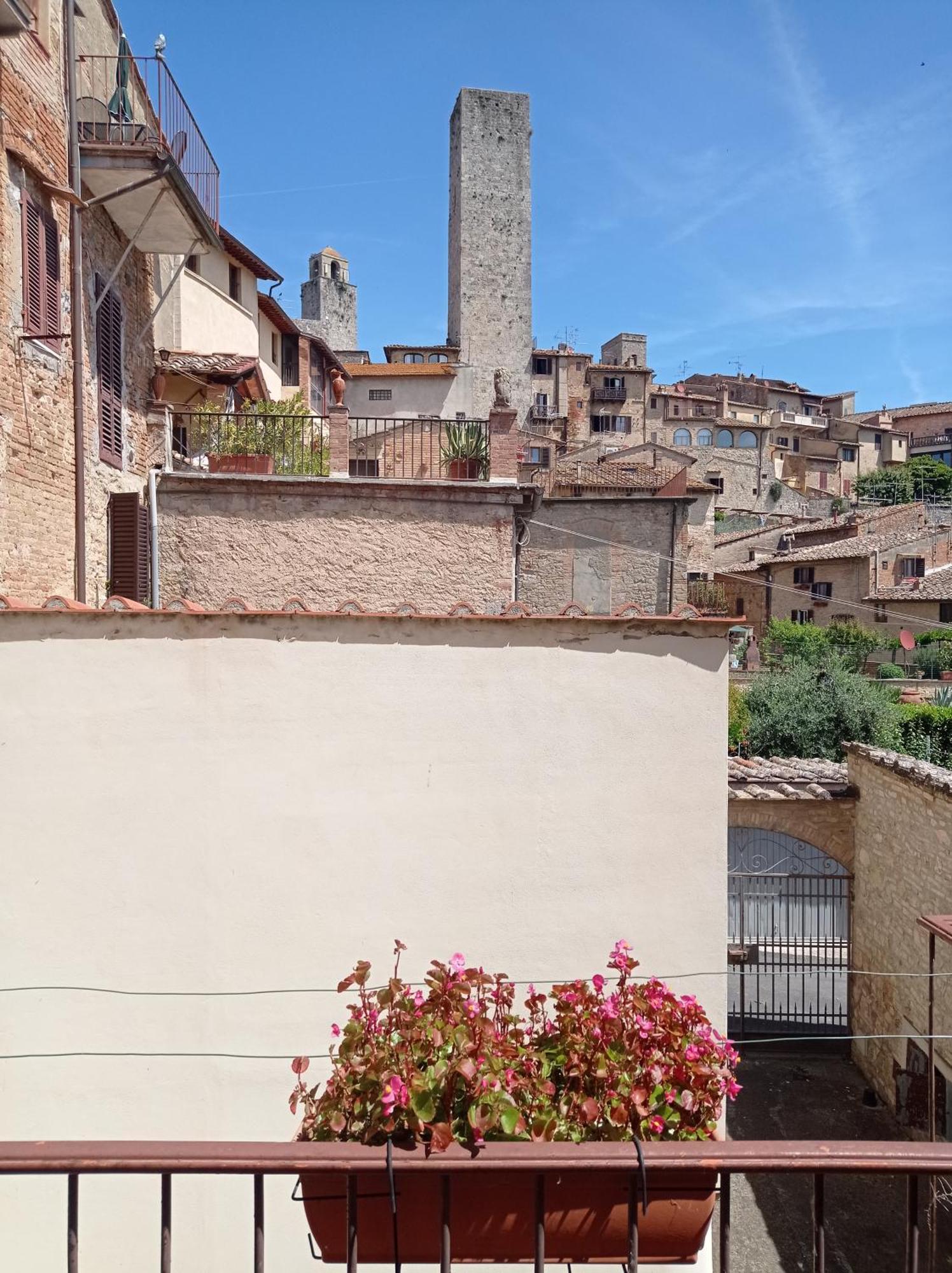 Affittacamere Chiti Melania San Gimignano Exterior foto